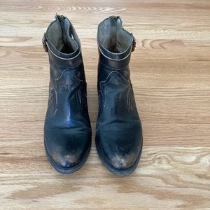 FREEBIRD Brick Black/Wine. Boots Size 7.